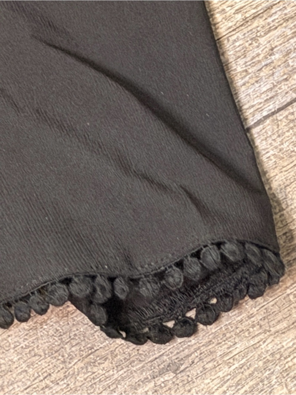 entro Black Short Sleeve Ruffle Hem Mini Dress - Picture 4 of 8